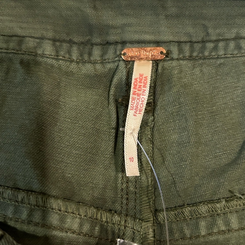 FREE PEOPLE Nora Mini Trouser Shorts Women’s Size 10. Army Green. NWTS - Picture 7 of 9